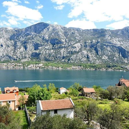 Apartments Krivokapic Prcanj With Bay View Kotor Exterior photo