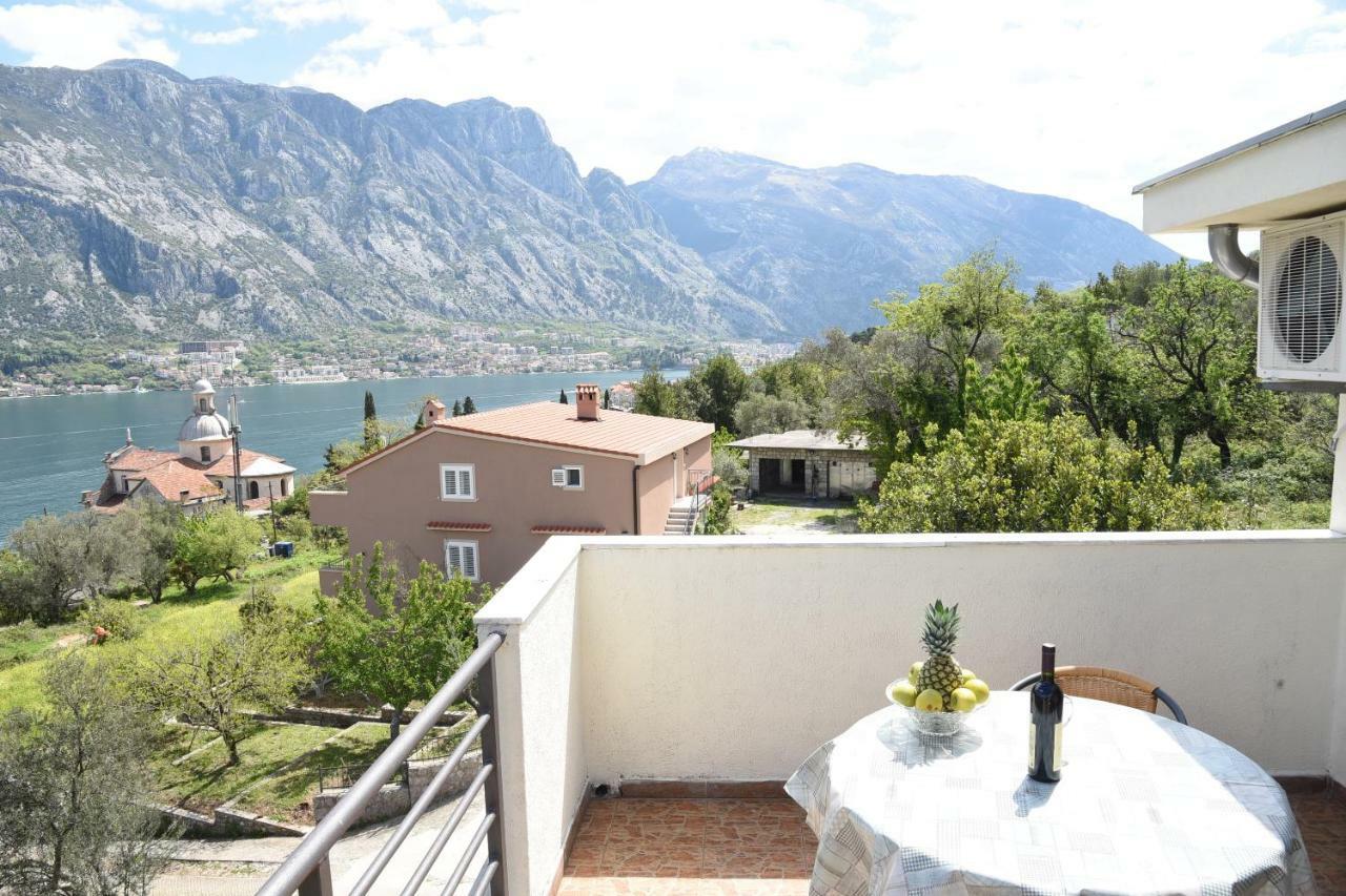 Apartments Krivokapic Prcanj With Bay View Kotor Exterior photo